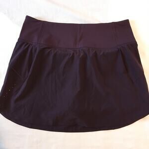 Preowned Athleta Skort/ tennis skirt - Small